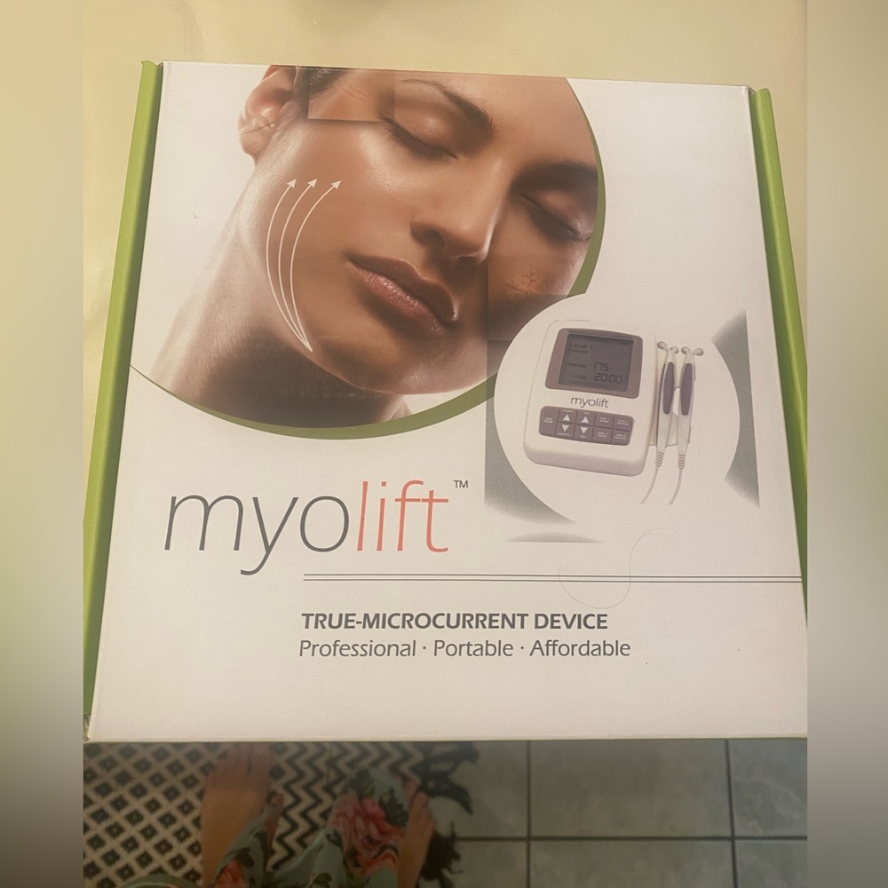 Myolift Mini Microcurrent Device for skin tightening and wrinkles